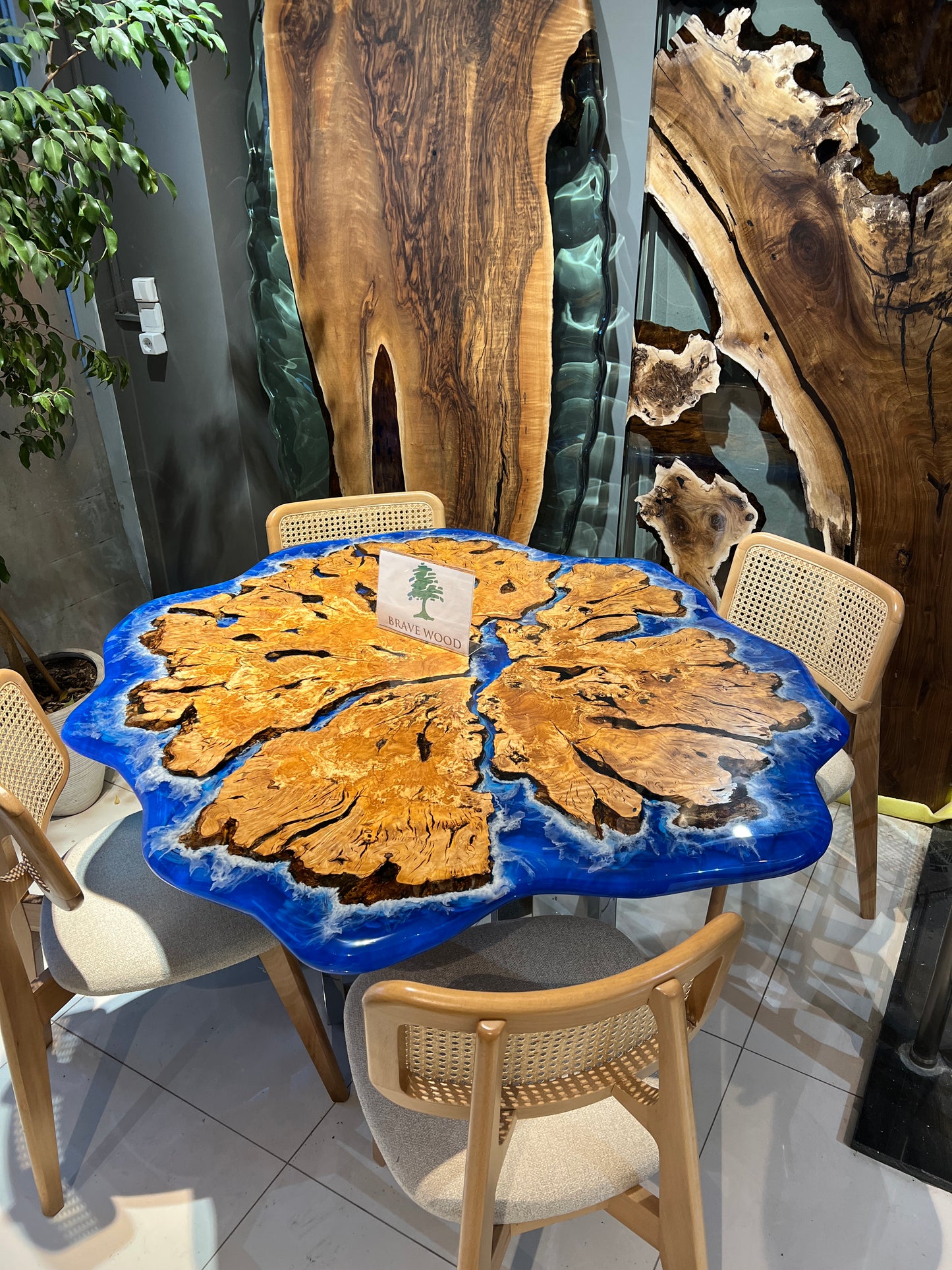 Round dining room table, Epoxy table, Epoxy round table, With wave effect olive table