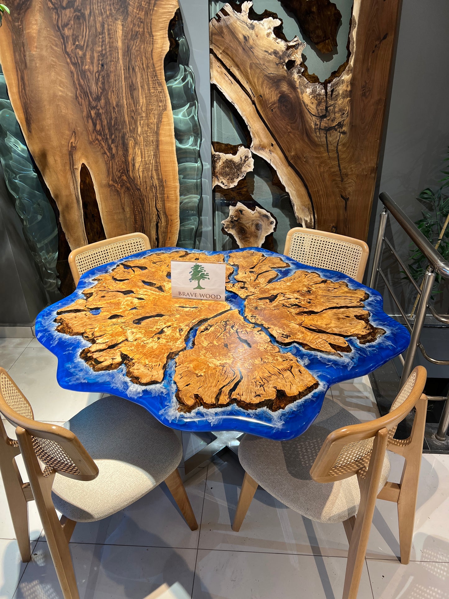 Round dining room table, Epoxy table, Epoxy round table, With wave effect olive table