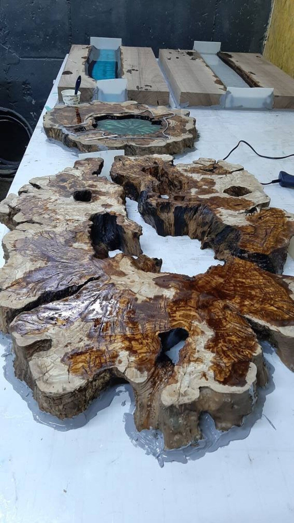 Olive Wood Table, Olive Round Coffee&End Table, Coffee Table with Epoxy Resin