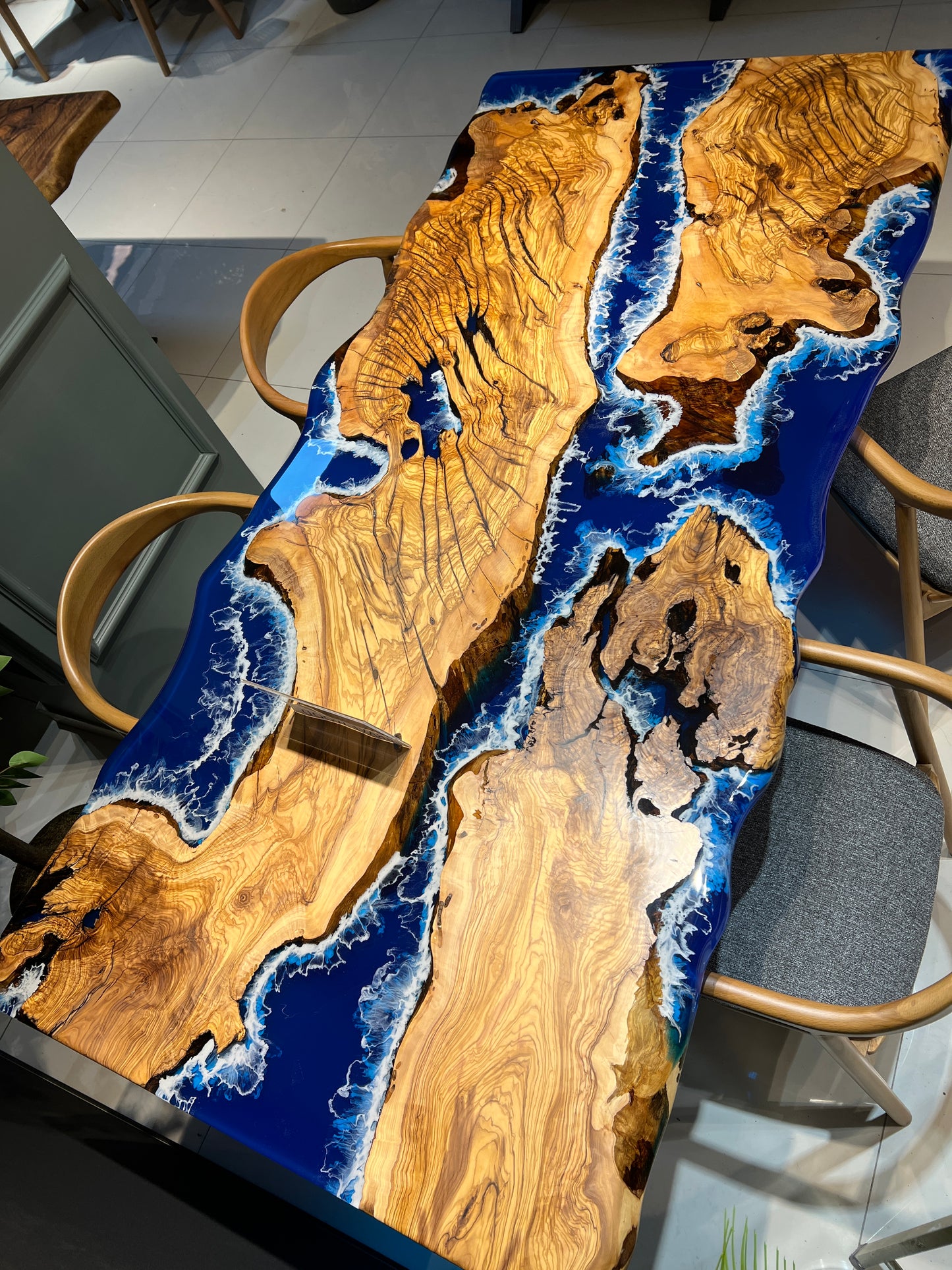 Blue Epoxy with wave effect, Epoxy olive table, Living room table, Custom live edge epoxy resin dining table, Color pigment epoxy, Dining room table