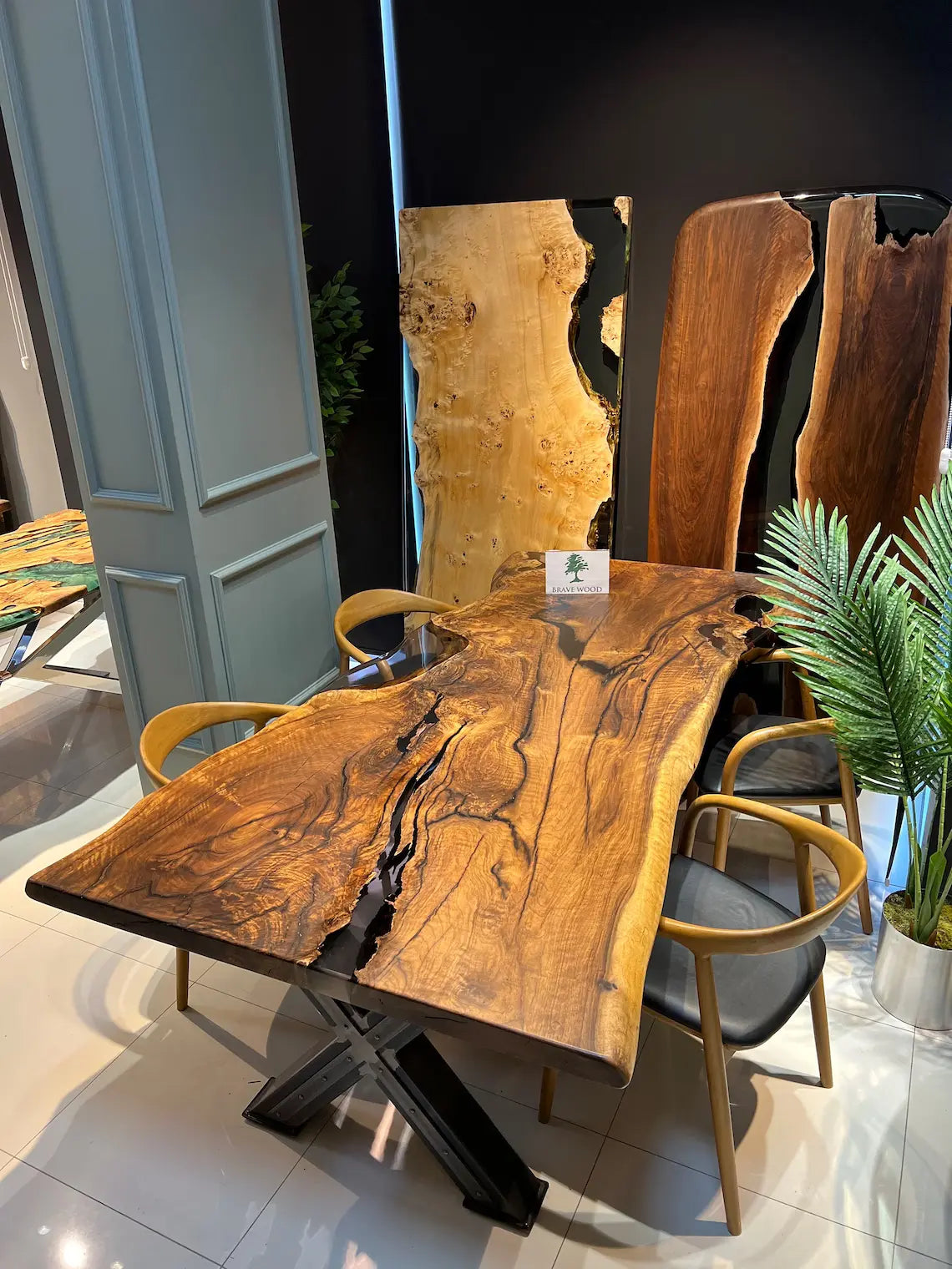 Walnut wood dining table, One piece walnut wood centennial, Dinner table, İn stock, Dining room table, Custom dining table