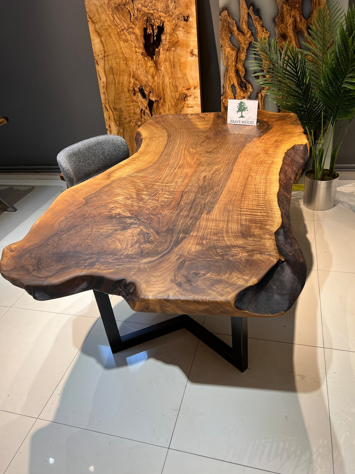 Log table, Walnut wood dining table, One piece walnut wood centennial, Dinner table, İn stock, Dining room table, Custom dining table