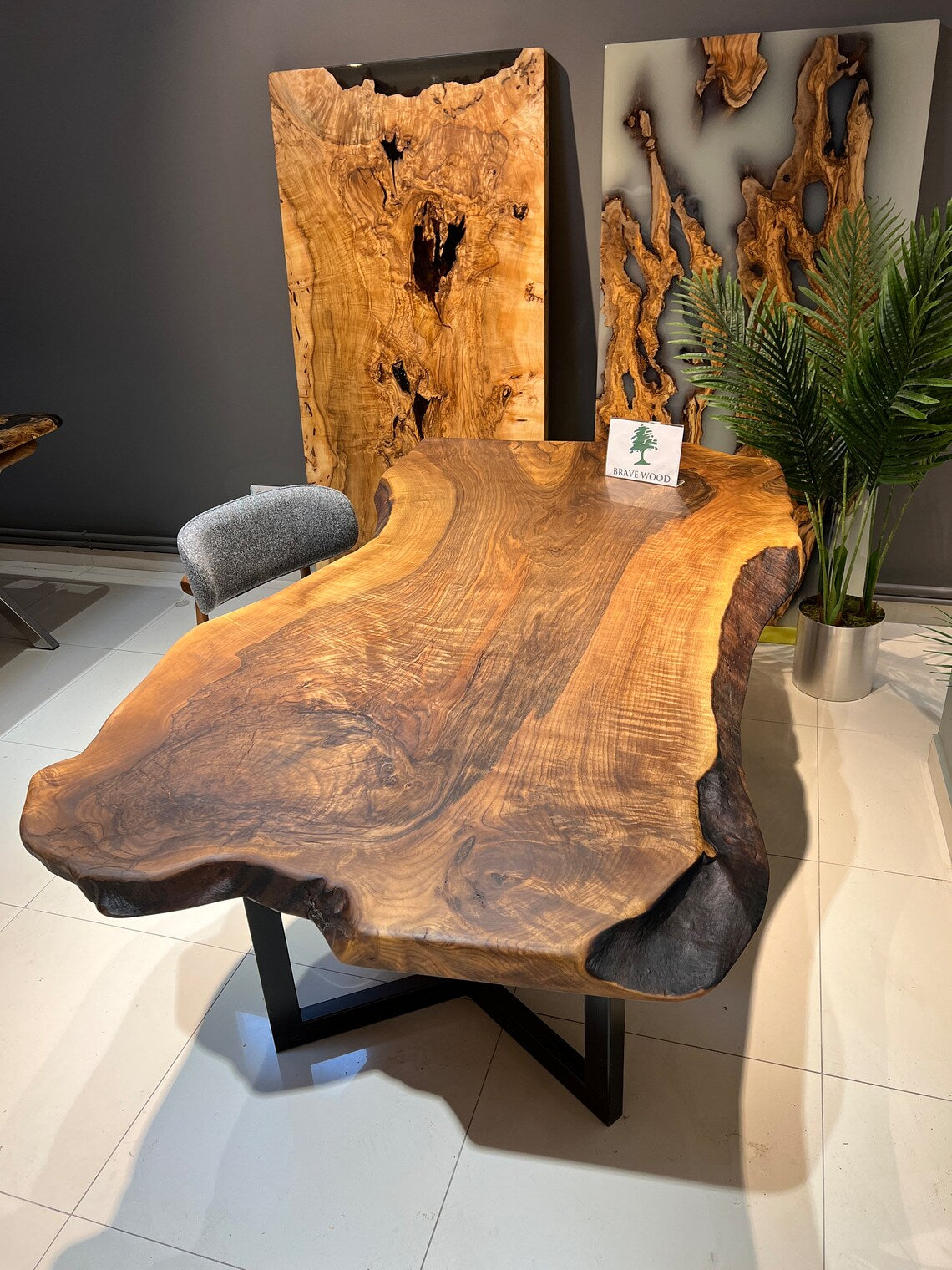 Log table, Walnut wood dining table, One piece walnut wood centennial, Dinner table, İn stock, Dining room table, Custom dining table