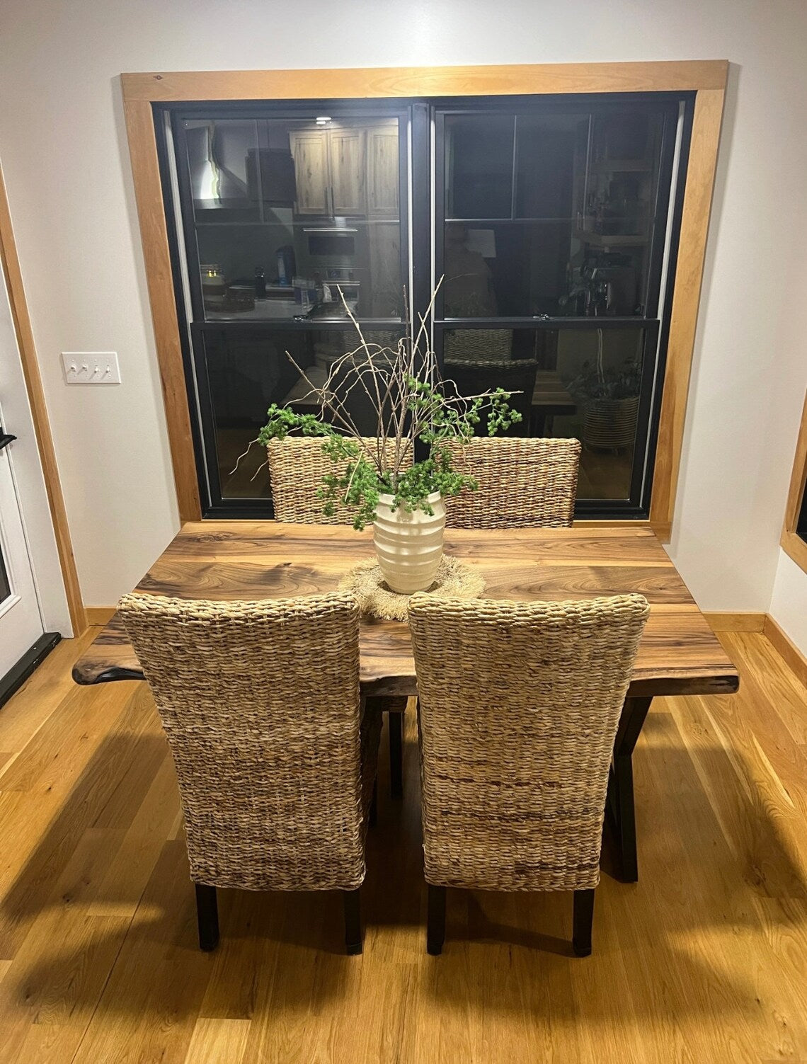 Custom live edge dining table, Walnut table, Log table, Dinner table, Black walnut dining table, Dining room table