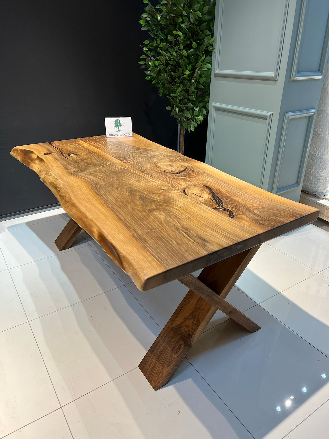 Custom live edge dining table, Walnut table, Log table, Dinner table, Black walnut dining table, Dining room table