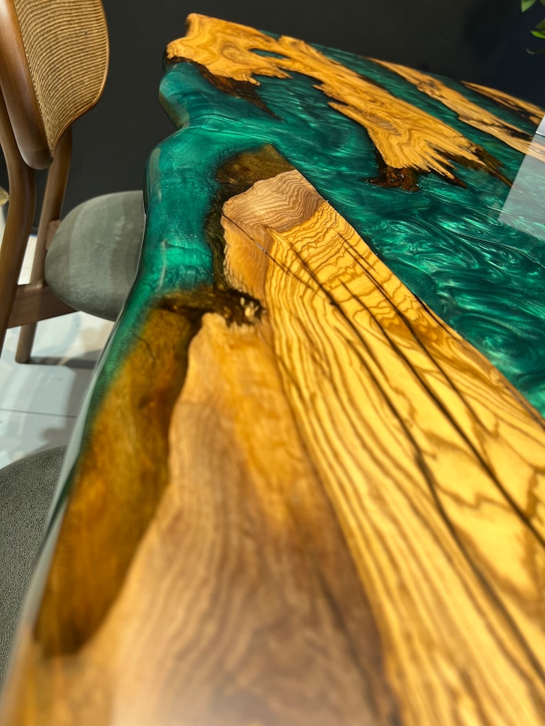 Emerald green epoxy,Epoxy olive table, Living room table, Custom live edge epoxy resin dining table, Color pigment epoxy, Dining room table